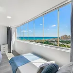 Aura By The Sea Apartament *