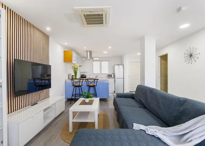 Aura By The Sea Apartment *